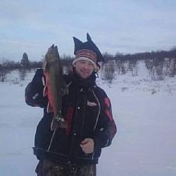 Vinterfiske på isen her i Karasjok
