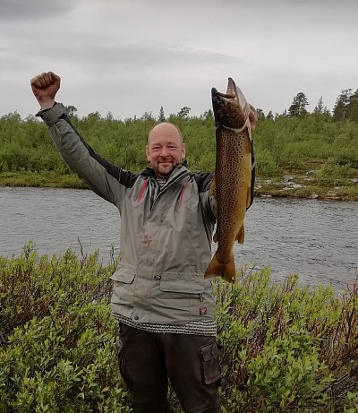 ørretfiske i finnmark